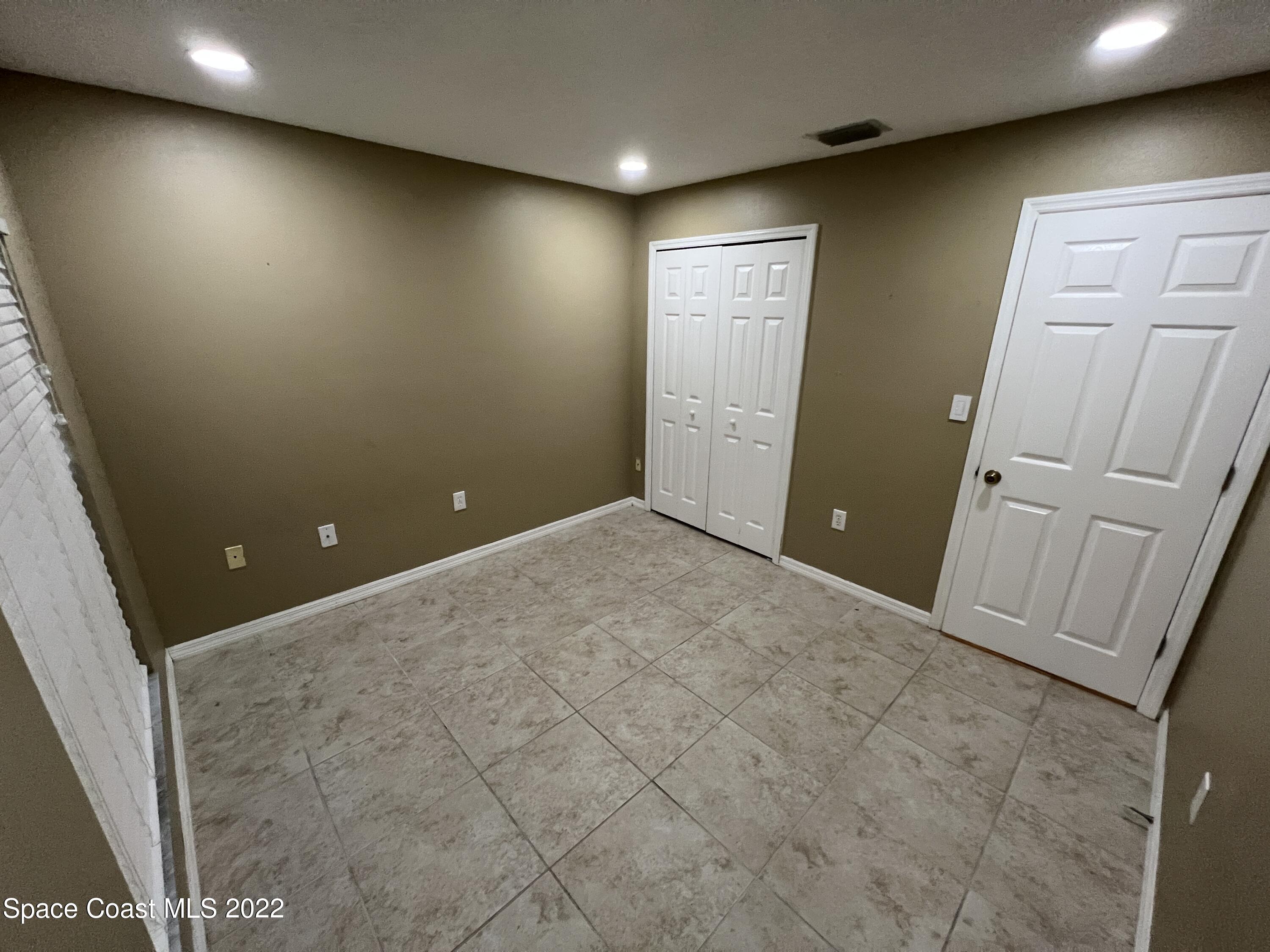 1873 Cleveland Street Northeast Palm Bay, FL 32905 - Photo 20 of 28