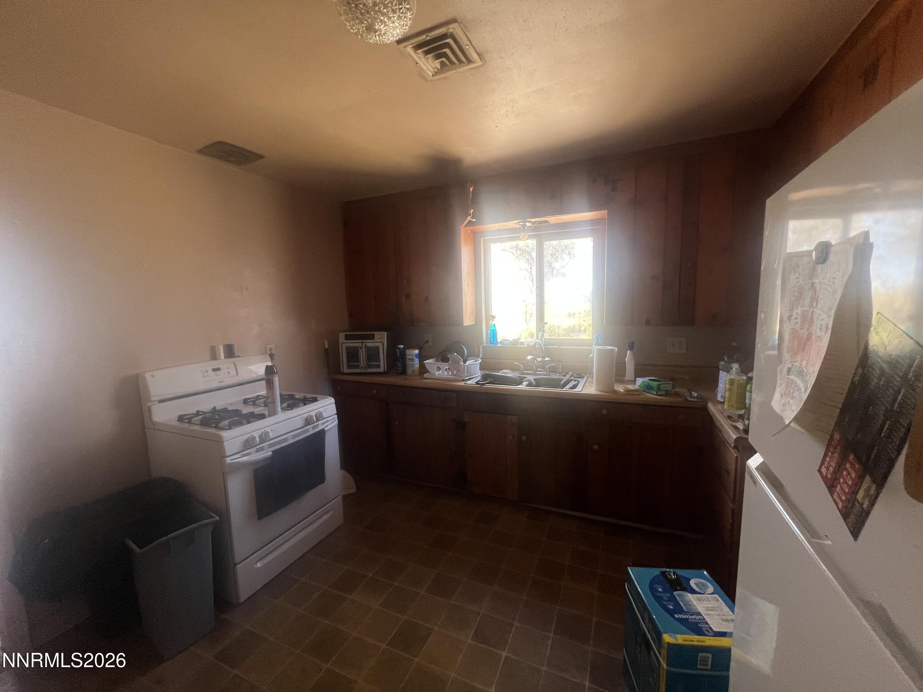 4550 Depp Road Fallon, NV 89406 - Photo 4 of 9 IMG_7212