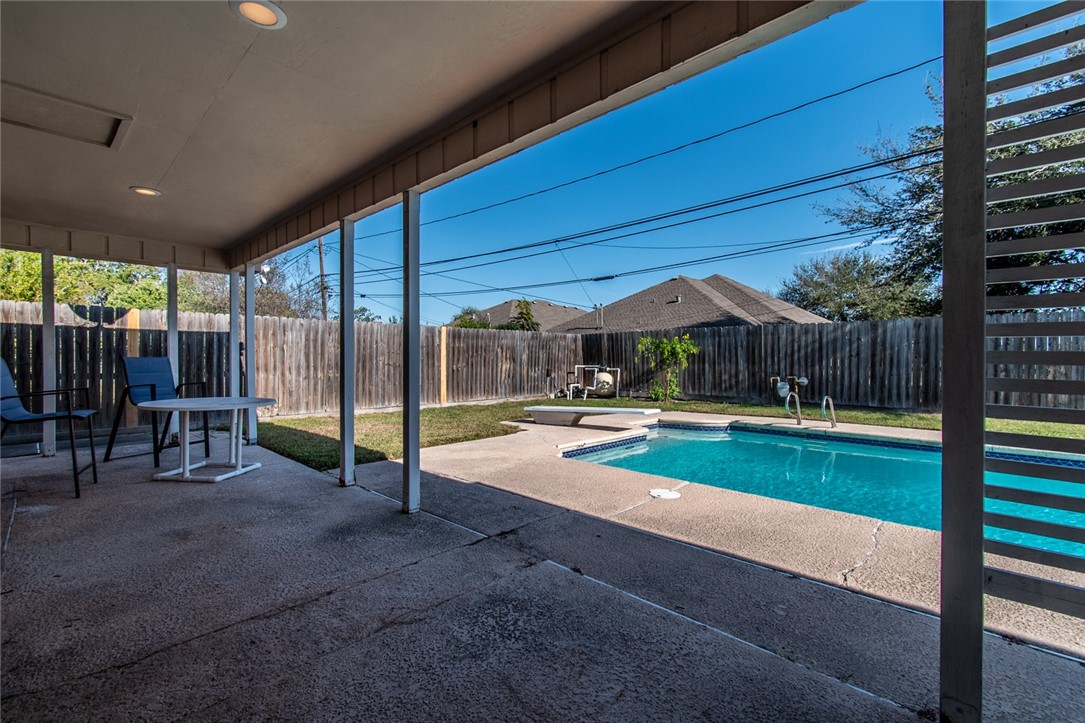 4822 Trinity Drive Corpus Christi, TX 78411 - Photo 20 of 25 Cover patio