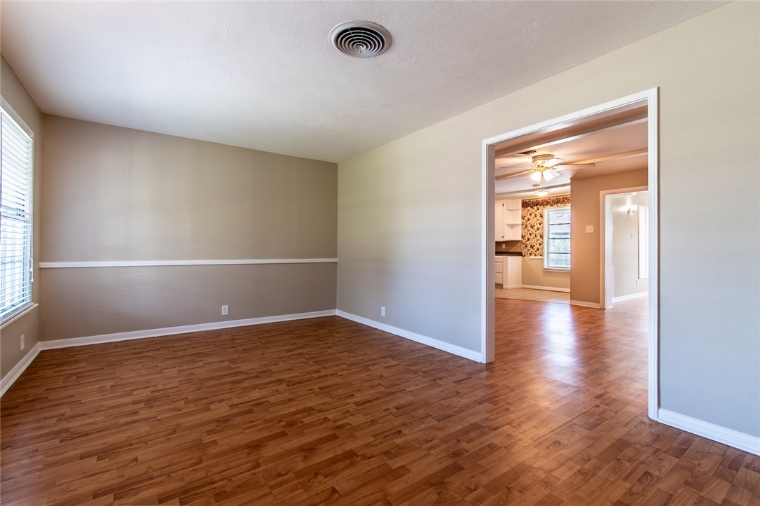 4822 Trinity Drive Corpus Christi, TX 78411 - Photo 3 of 25