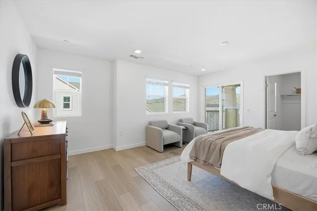 $1,335,471 | 2392 Haley Pt Drive, Unit 104, Ventura, CA 93003