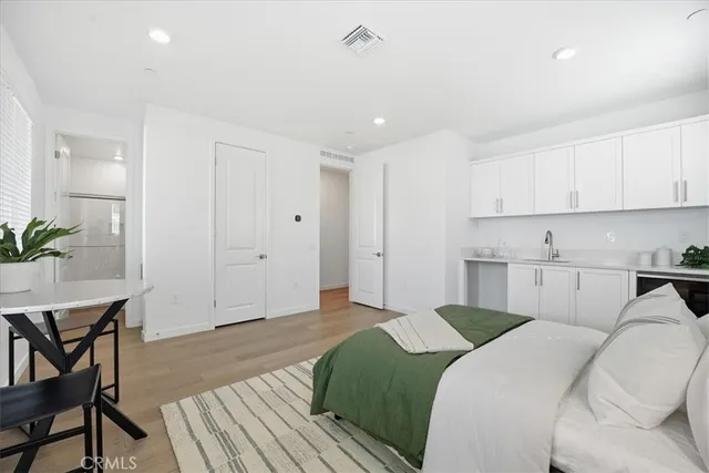 $1,335,471 | 2392 Haley Pt Drive, Unit 104, Ventura, CA 93003