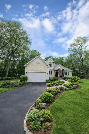 $459,000 | 535 Creek Road, Poughkeepsie, NY 12601