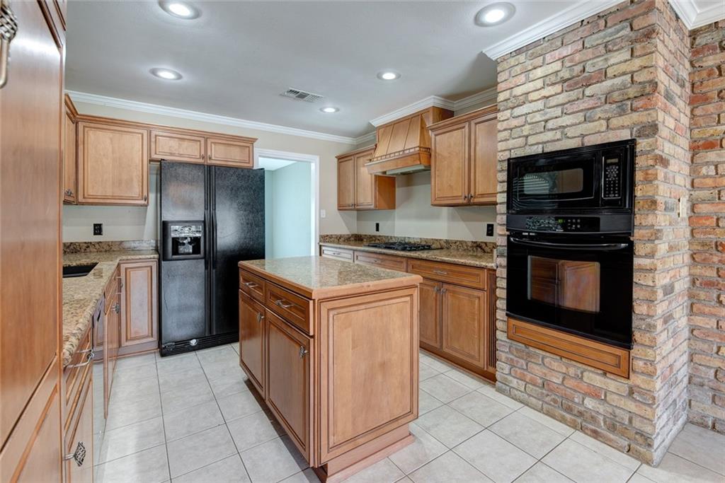 393 Cross Gates Boulevard Slidell, LA 70461 - Photo 6 of 22
