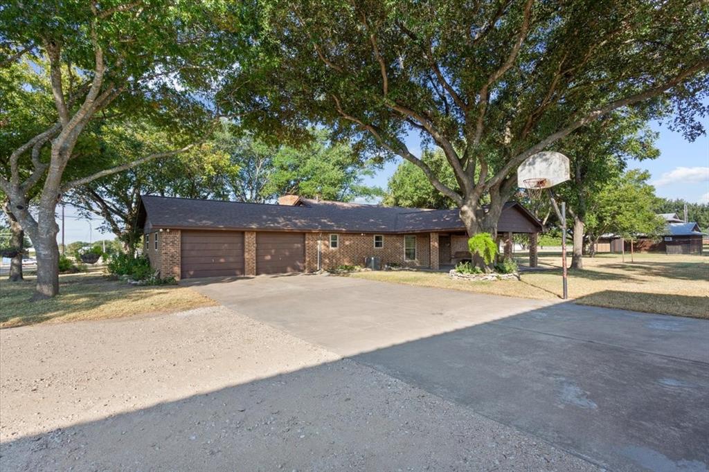 670 Berger Road West, TX 76691 - Photo 26 of 32 Gallery Image 26
