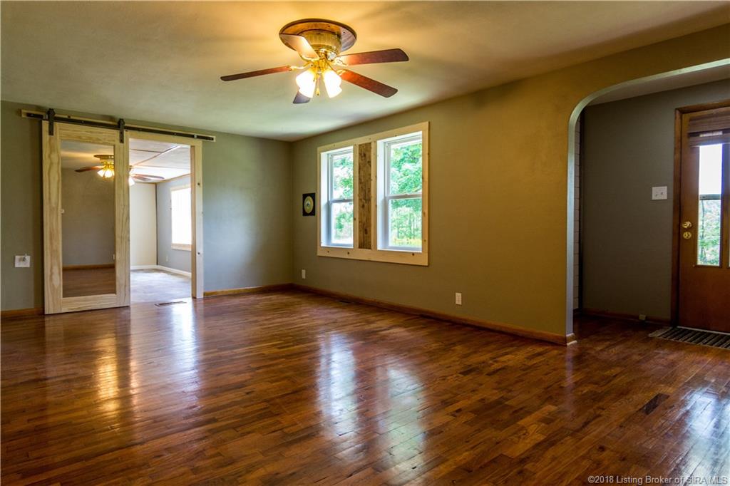 2904 East Day Road Salem, IN 47167 - Photo 3 of 33 Gallery Image 3
