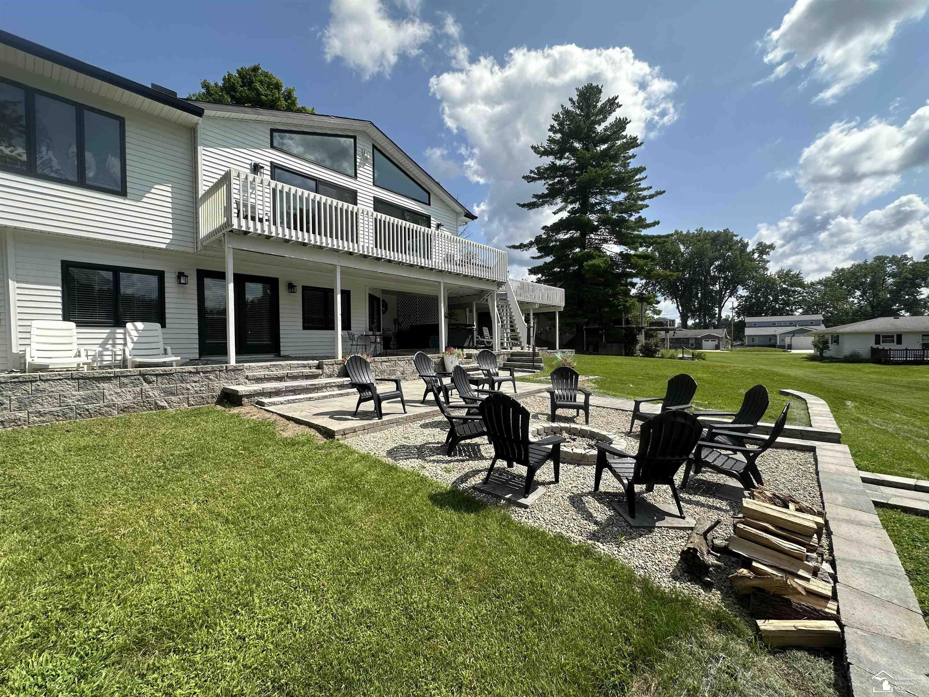 11715 Baker Road Jerome, MI 49249 - Photo 4 of 58 50147052-74709cd5-4f95-44b3-8c97-fe84a0a312c7.JPG
