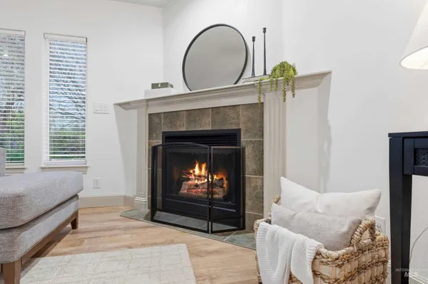 $579,900 | 2095 East Celia Court, Eagle, ID 83616