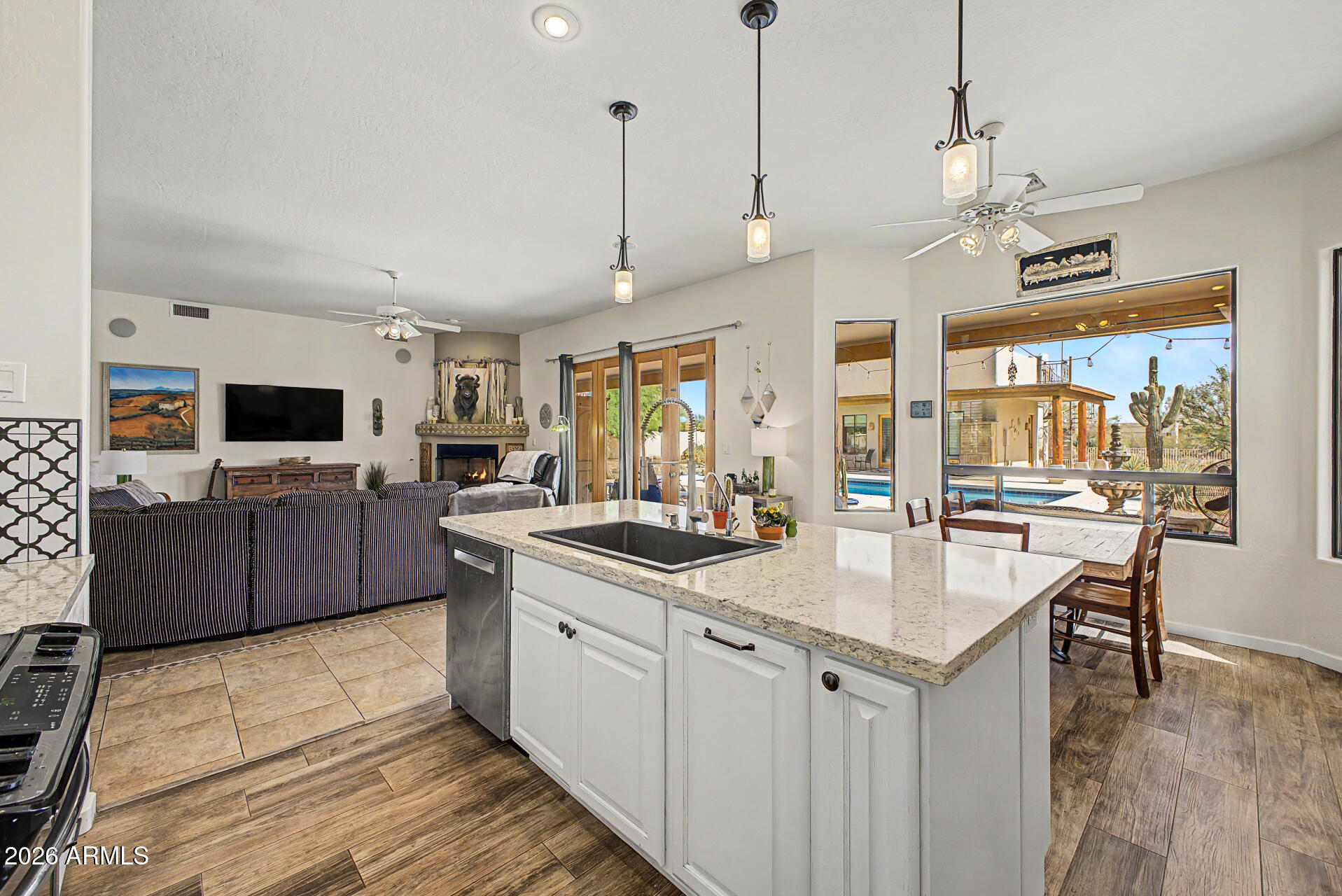 1723 East Dolores Road Phoenix, AZ 85086 - Photo 11 of 78 11 - Dolores