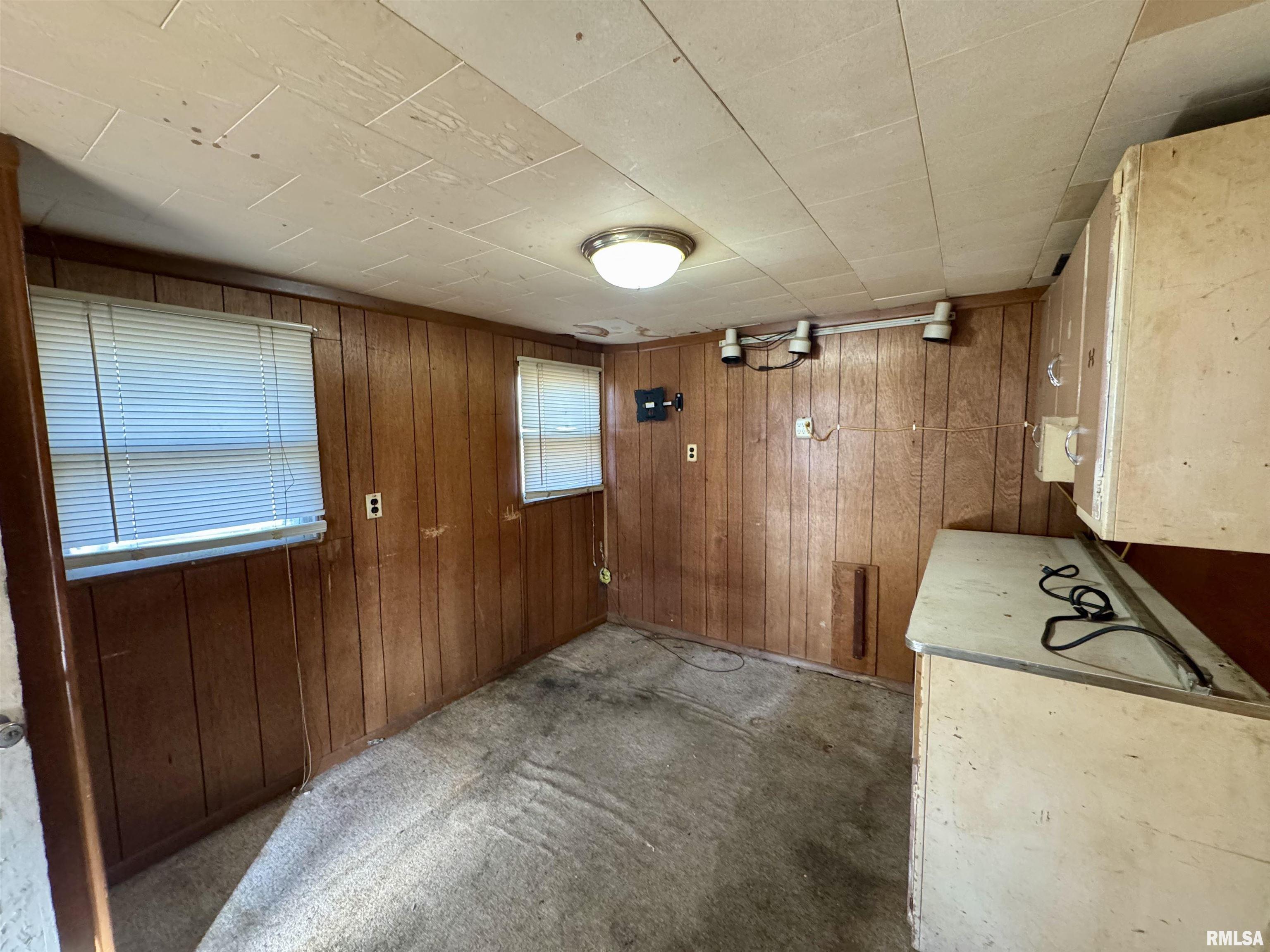 309 North Main Street Payson, IL 62360 - Photo 4 of 22