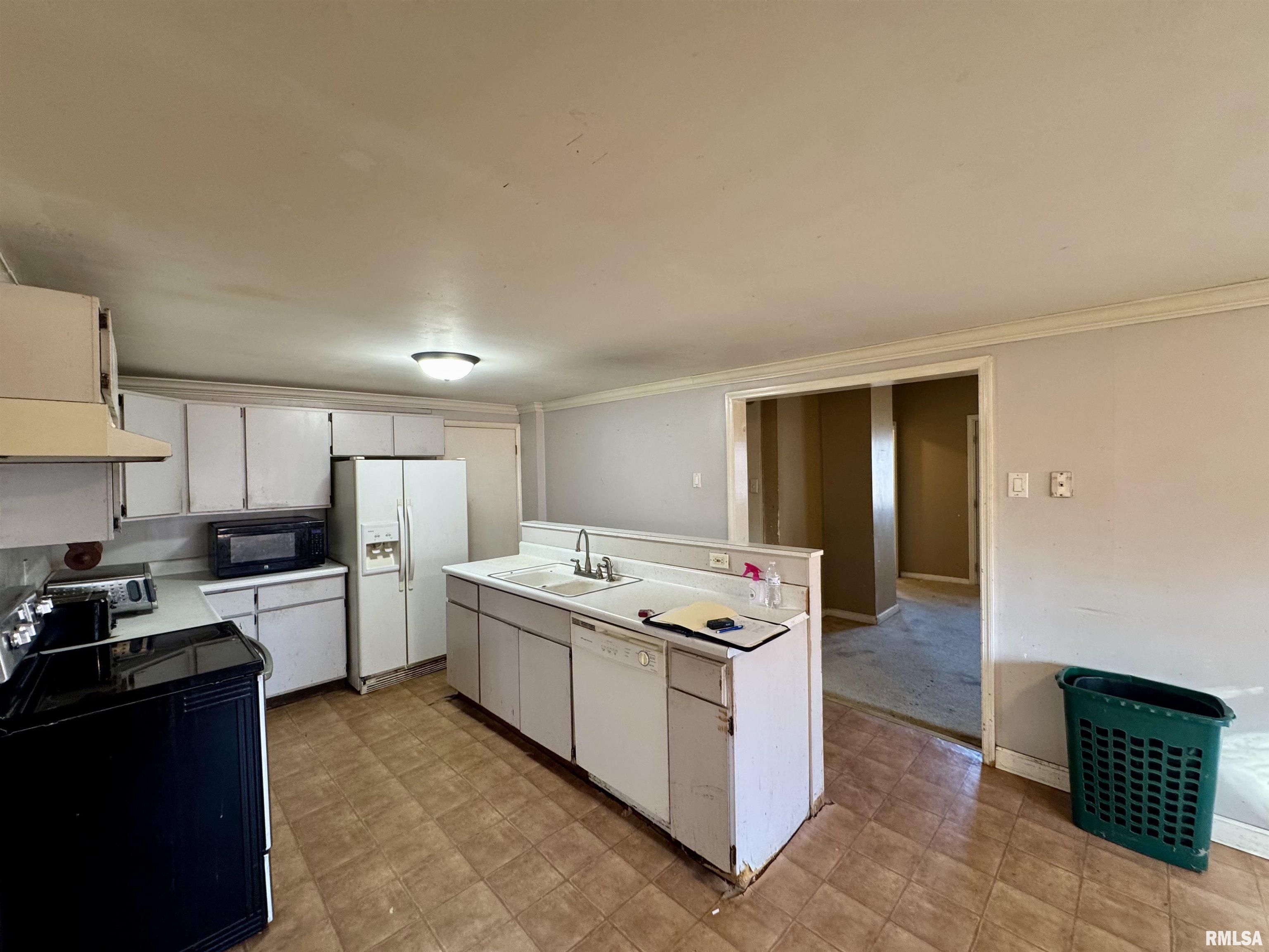 309 North Main Street Payson, IL 62360 - Photo 8 of 22