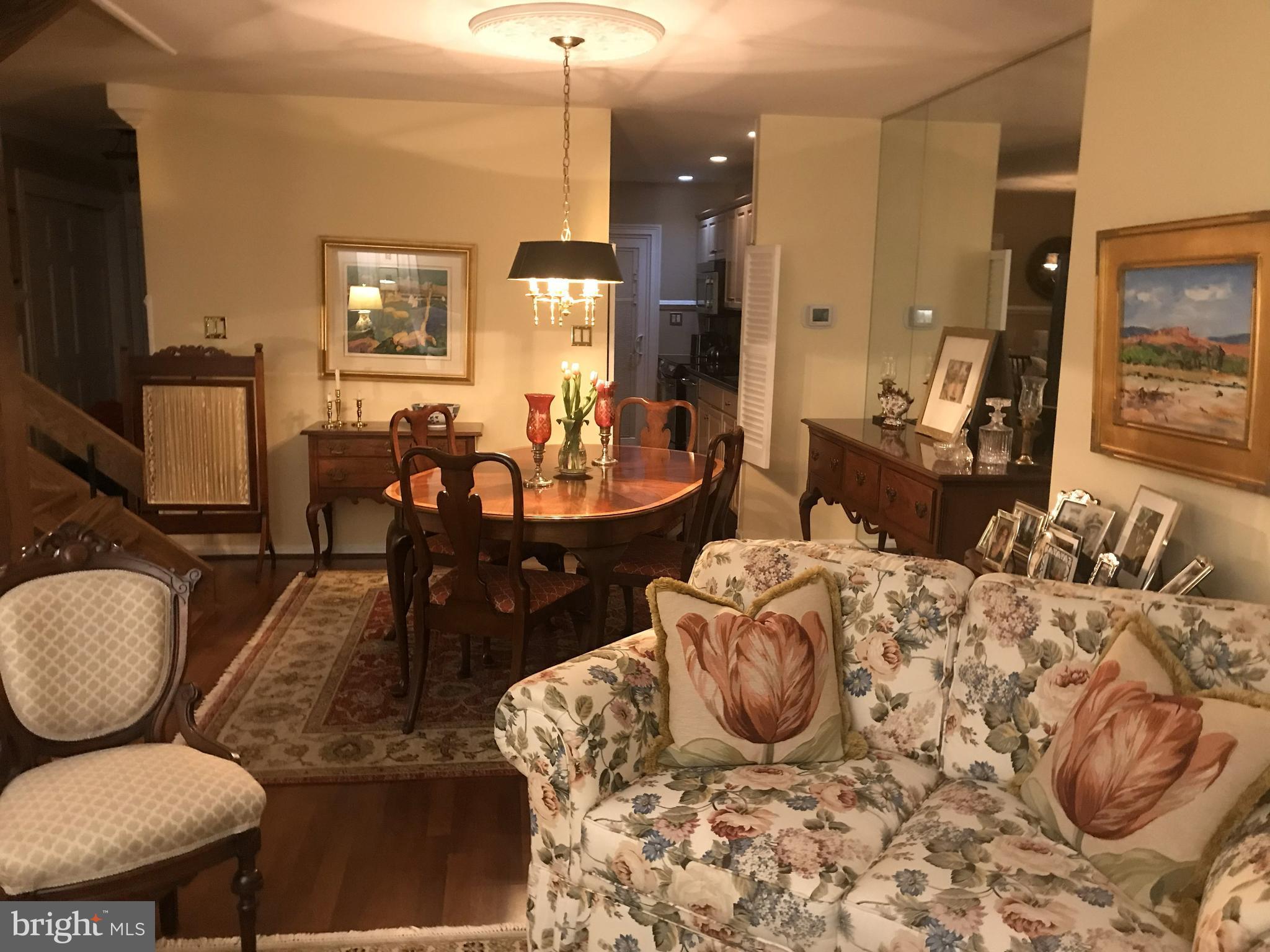 78 Winged Foot Drive Reading, PA 19607 - Photo 10 of 37 Living Room