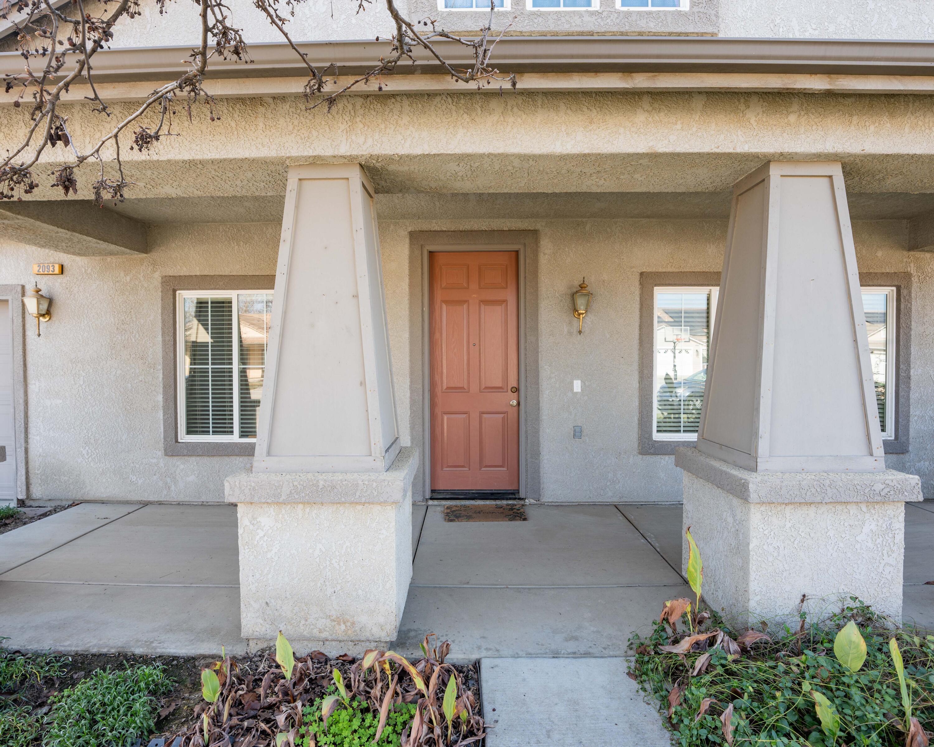 2093 West Rio Hondo Way Hanford, CA 93230 - Photo 6 of 35 6