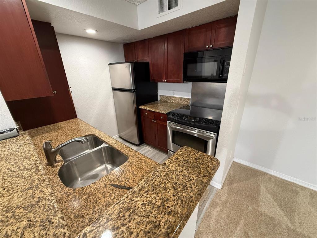 5164 Conroy Road, Unit 1526 Orlando, FL 32811 - Photo 6 of 35