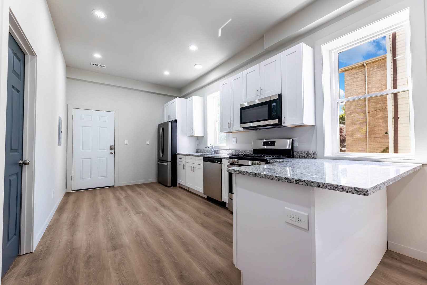 4201 South Normal Avenue, Unit 3 Chicago, IL 60609 - Photo 4 of 9