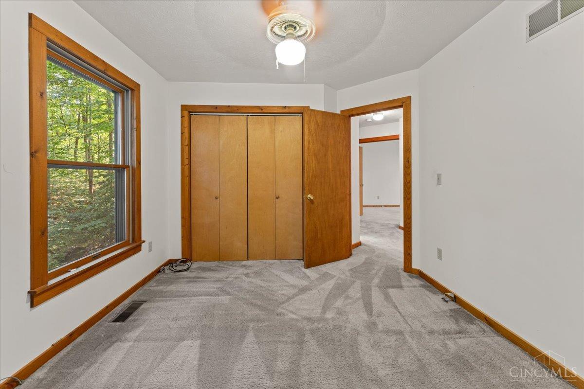 3505 Holly Ridge Cincinnati, OH 45245 - Photo 13 of 30
