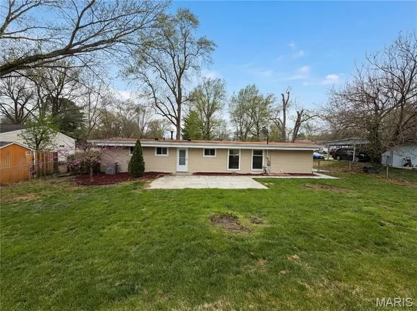$361,000 | 510 Wicklow Drive, Ballwin, MO 63021