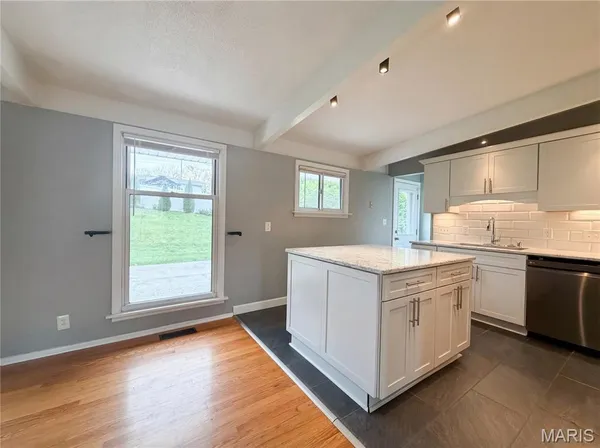 $361,000 | 510 Wicklow Drive, Ballwin, MO 63021