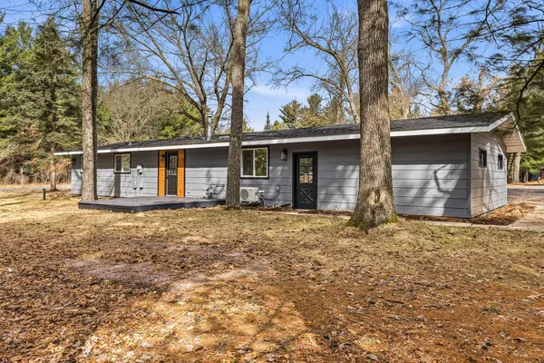 $494,900 | W5613 Cherokee Lane, New Lisbon, WI 53950