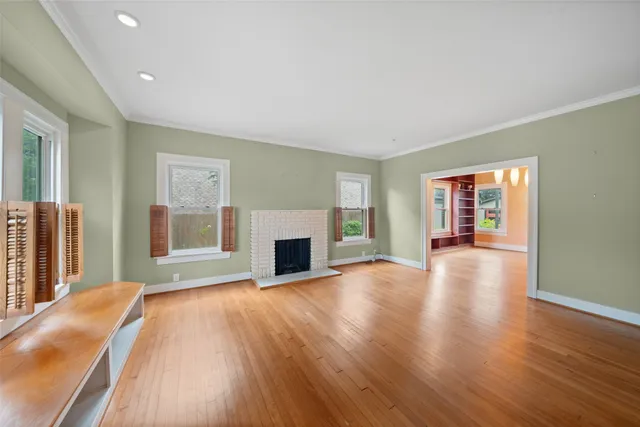 $895,000 | 1723 Marshall Street, Houston, TX 77098