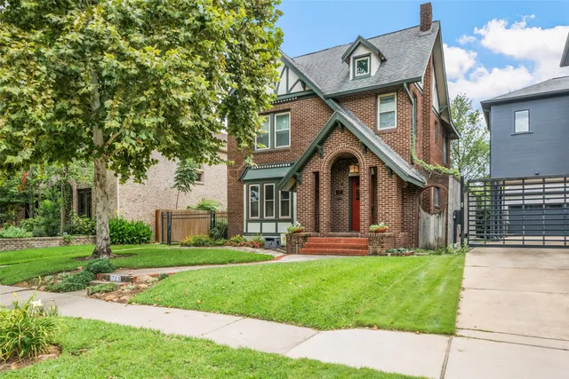 $895,000 | 1723 Marshall Street, Houston, TX 77098