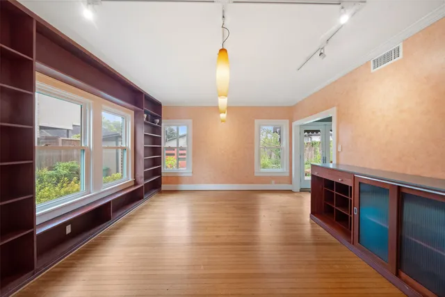 $895,000 | 1723 Marshall Street, Houston, TX 77098