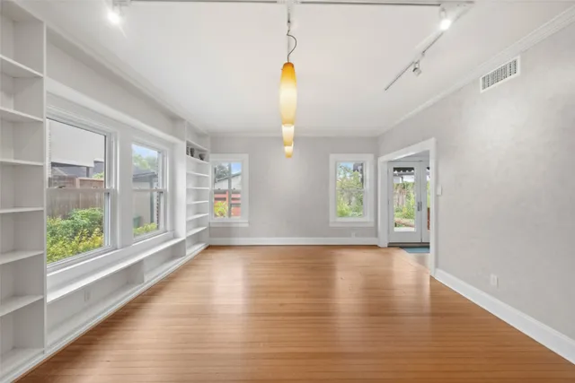 $895,000 | 1723 Marshall Street, Houston, TX 77098