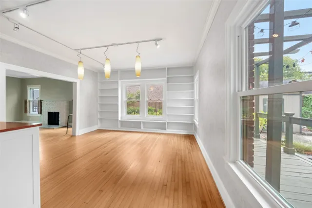 $895,000 | 1723 Marshall Street, Houston, TX 77098