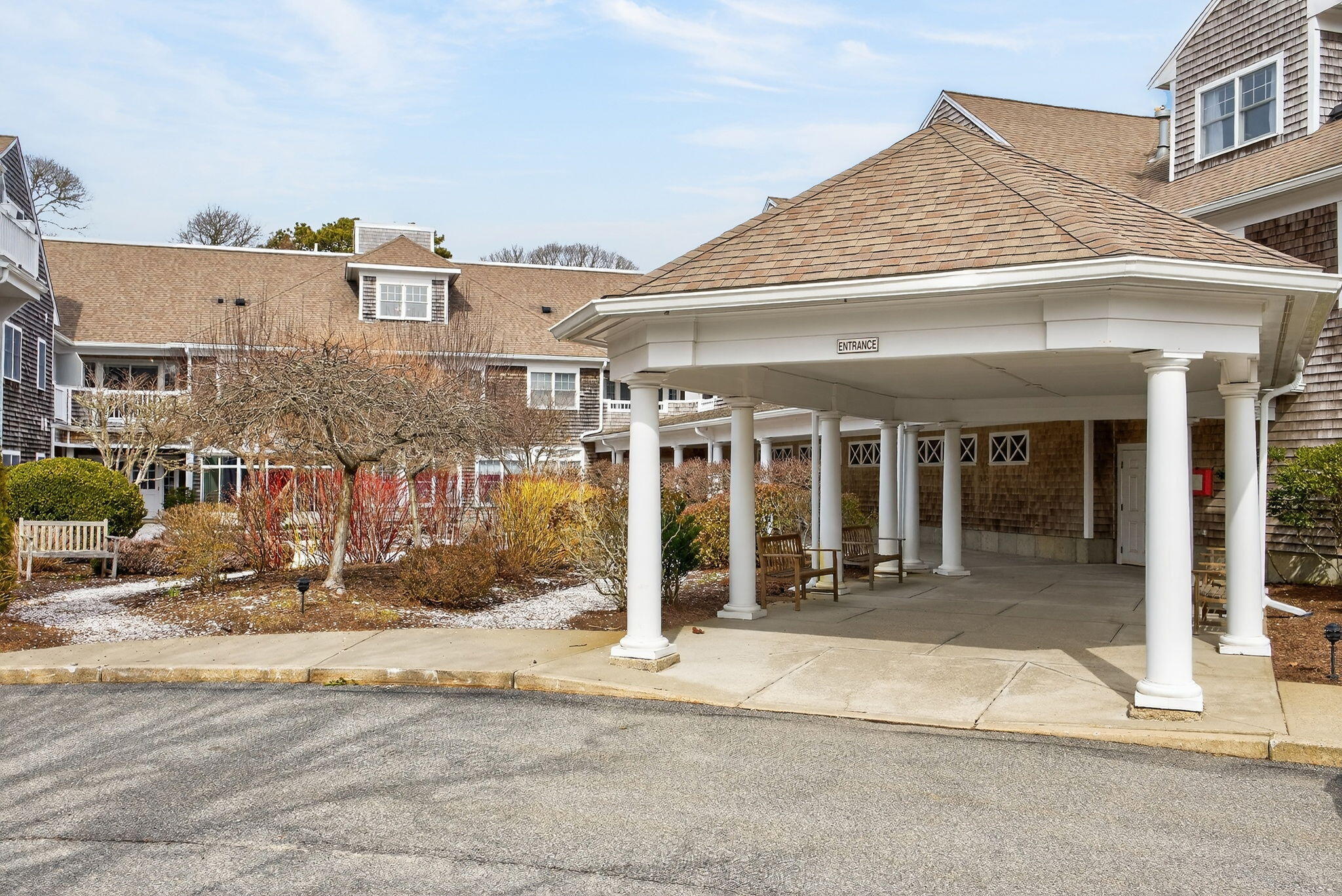 912 Main Street, Unit 308 Chatham, MA 02633 - Photo 2 of 65 a view of a building with street view