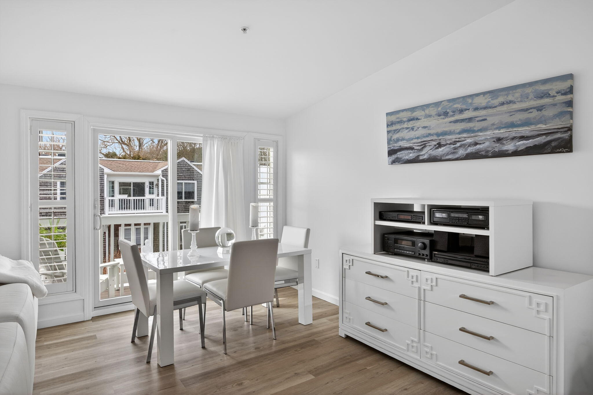 912 Main Street, Unit 308 Chatham, MA 02633 - Photo 9 of 65 Dining area to slider