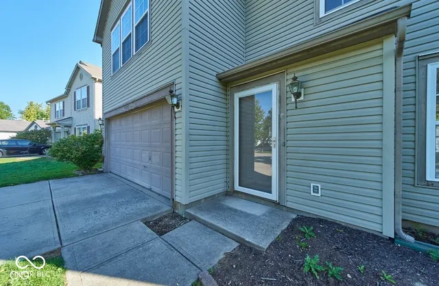 $2,300 | 14337 Weeping Cherry Drive, Fishers, IN 46038