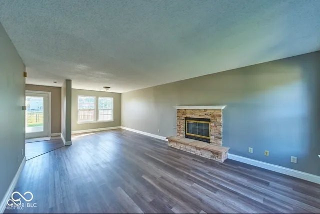 $2,300 | 14337 Weeping Cherry Drive, Fishers, IN 46038