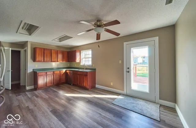 $2,300 | 14337 Weeping Cherry Drive, Fishers, IN 46038