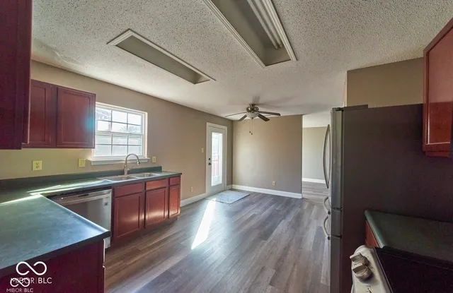 $2,300 | 14337 Weeping Cherry Drive, Fishers, IN 46038