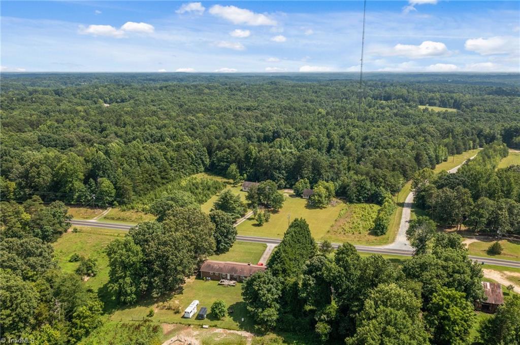 3347 Wall Road Greensboro, NC 27406 - Photo 17 of 22 Gallery Image 17