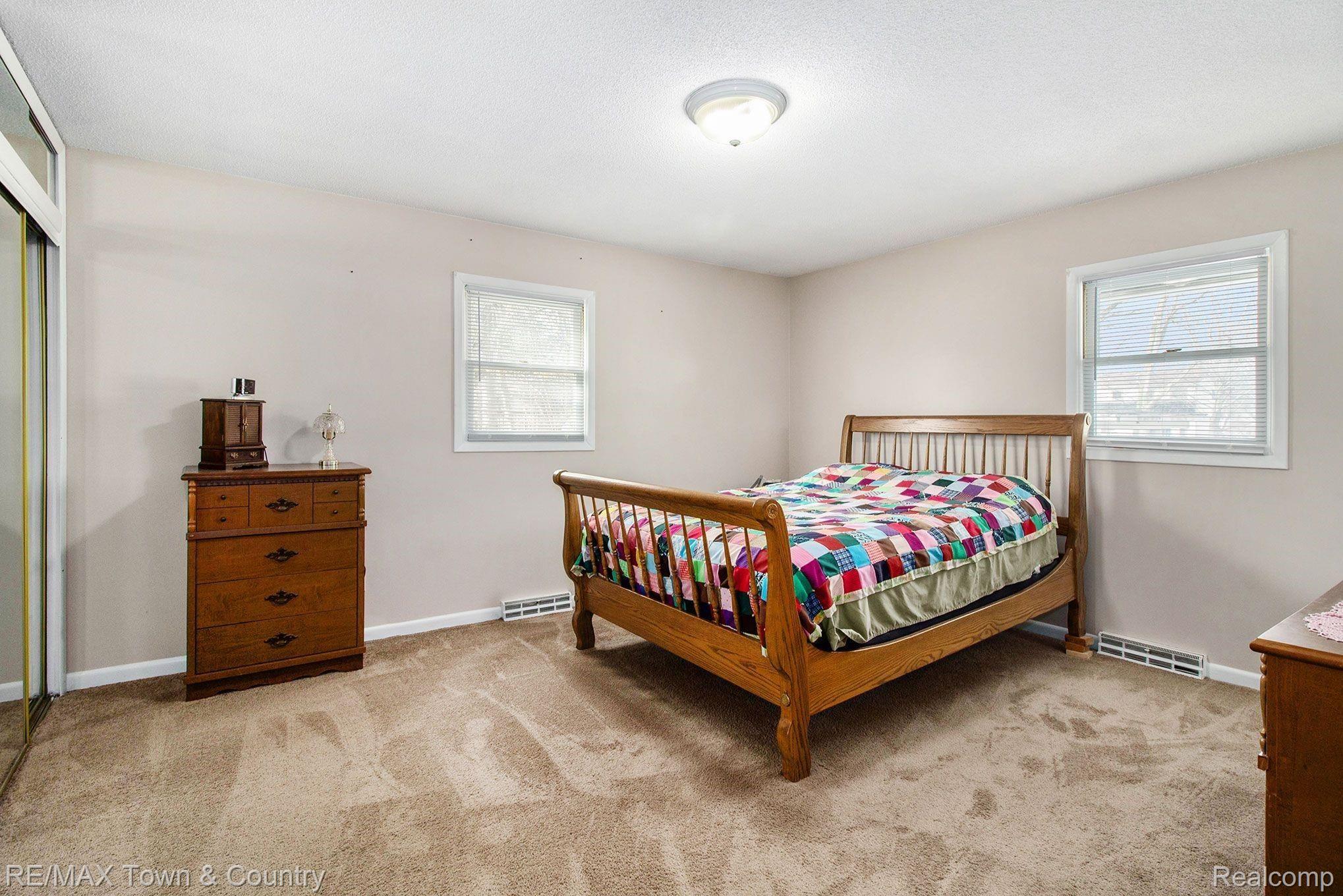 1037 Springview Drive Flushing, MI 48433 - Photo 16 of 24 sv master.jpeg