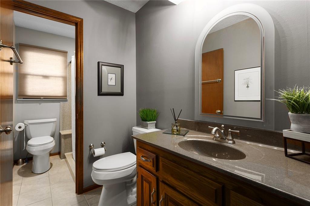 10152 Edelweiss Circle Merriam, KS 66203 - Photo 17 of 38