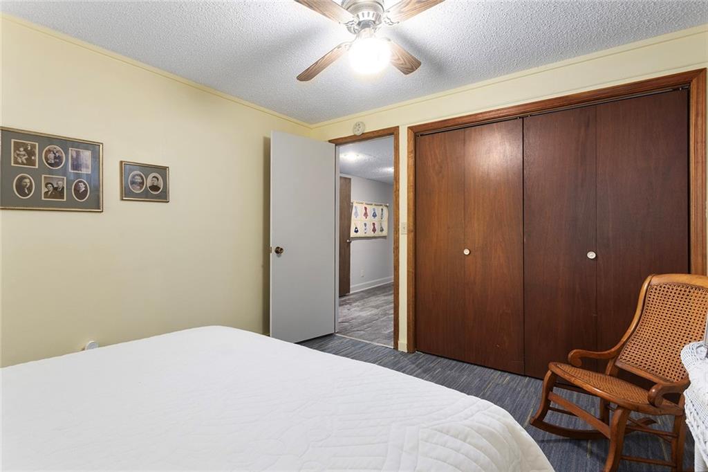 10152 Edelweiss Circle Merriam, KS 66203 - Photo 25 of 38