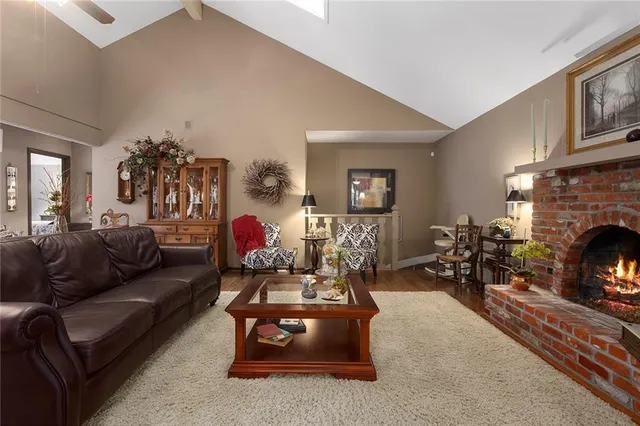 $400,000 | 10152 Edelweiss Circle, Merriam, KS 66203