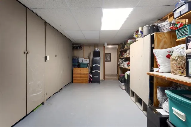 $400,000 | 10152 Edelweiss Circle, Merriam, KS 66203