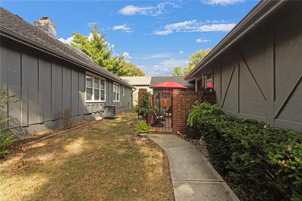 10152 Edelweiss Circle Merriam, KS 66203 - Photo 34 of 38