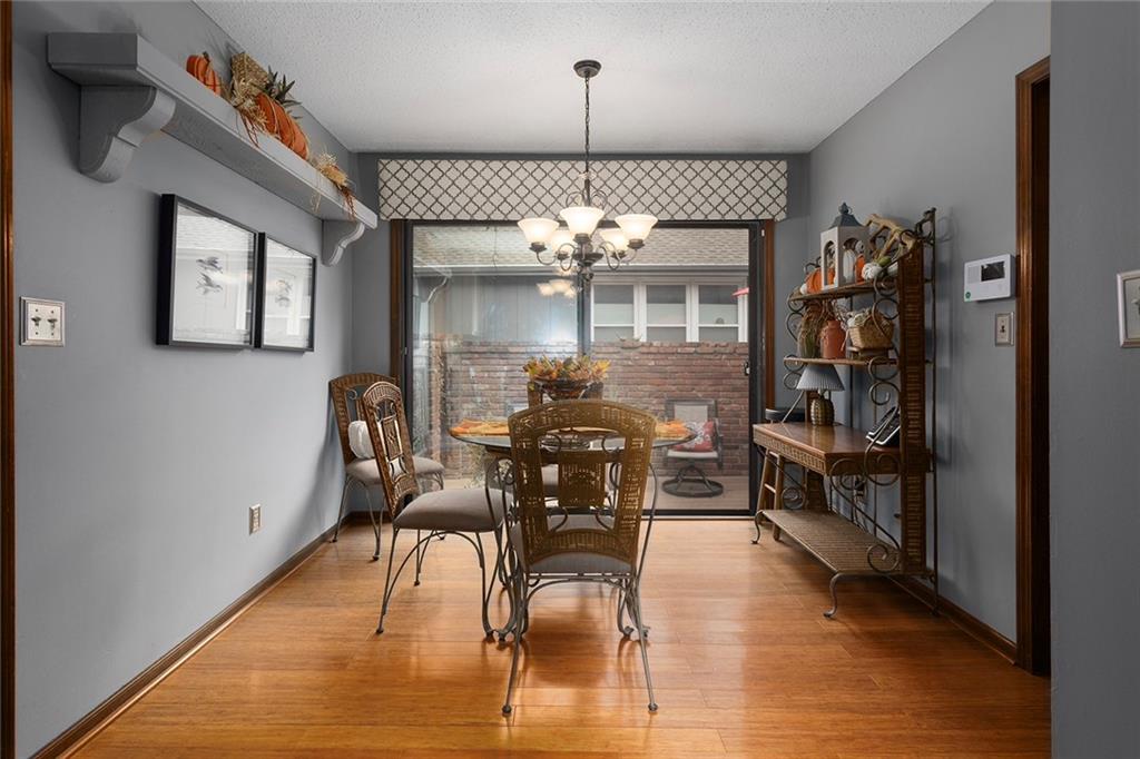 10152 Edelweiss Circle Merriam, KS 66203 - Photo 8 of 38