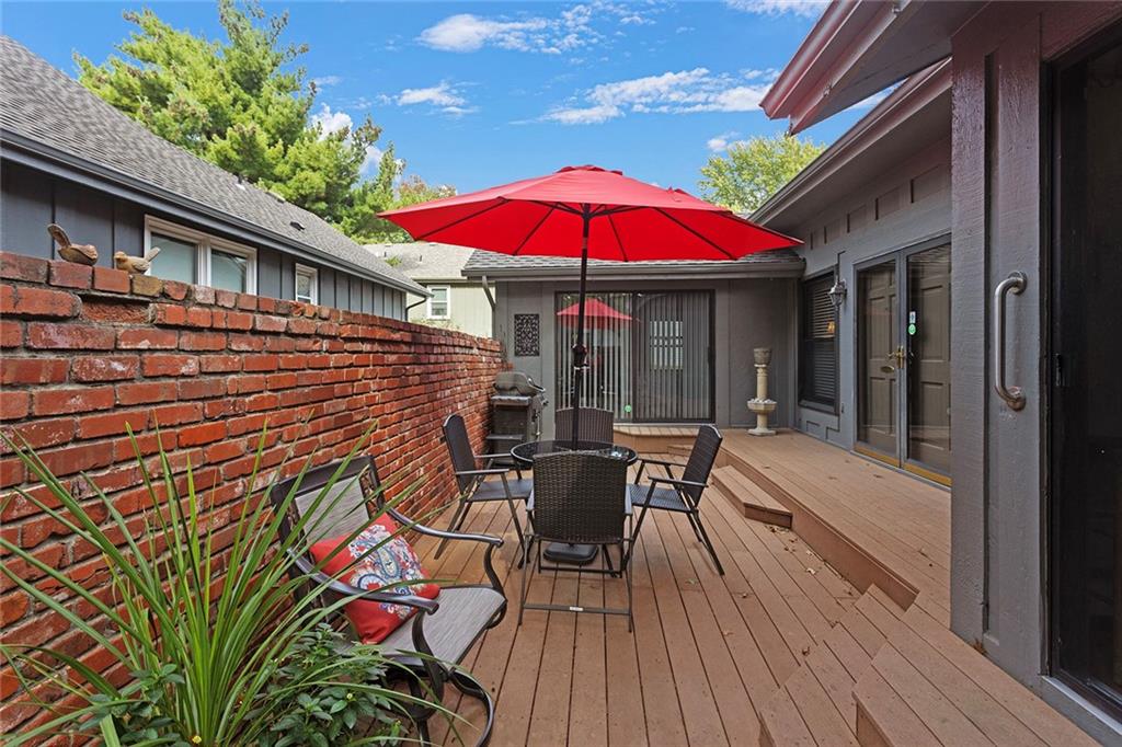 10152 Edelweiss Circle Merriam, KS 66203 - Photo 10 of 38