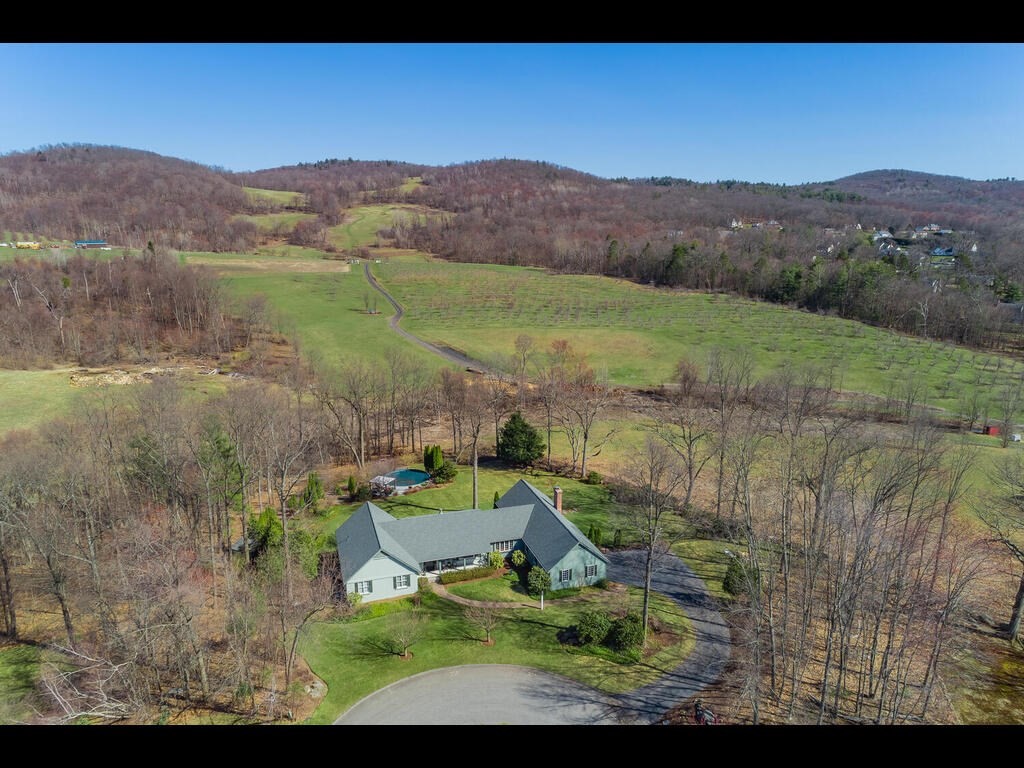 12 Echo Hill Road Wilbraham, MA 01095 - Photo 3 of 40 Gallery Image 3