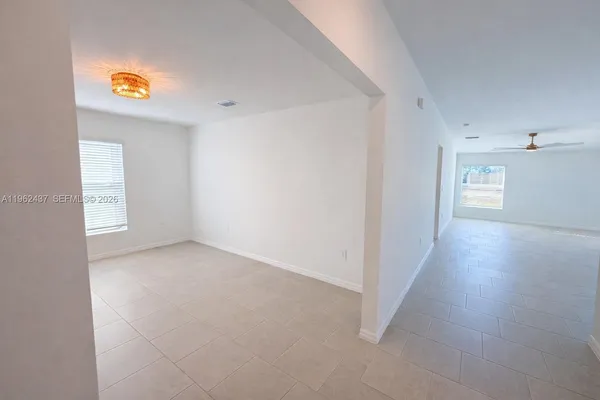$2,400 | 17240 Cantu Court, Fort Myers, FL 33917
