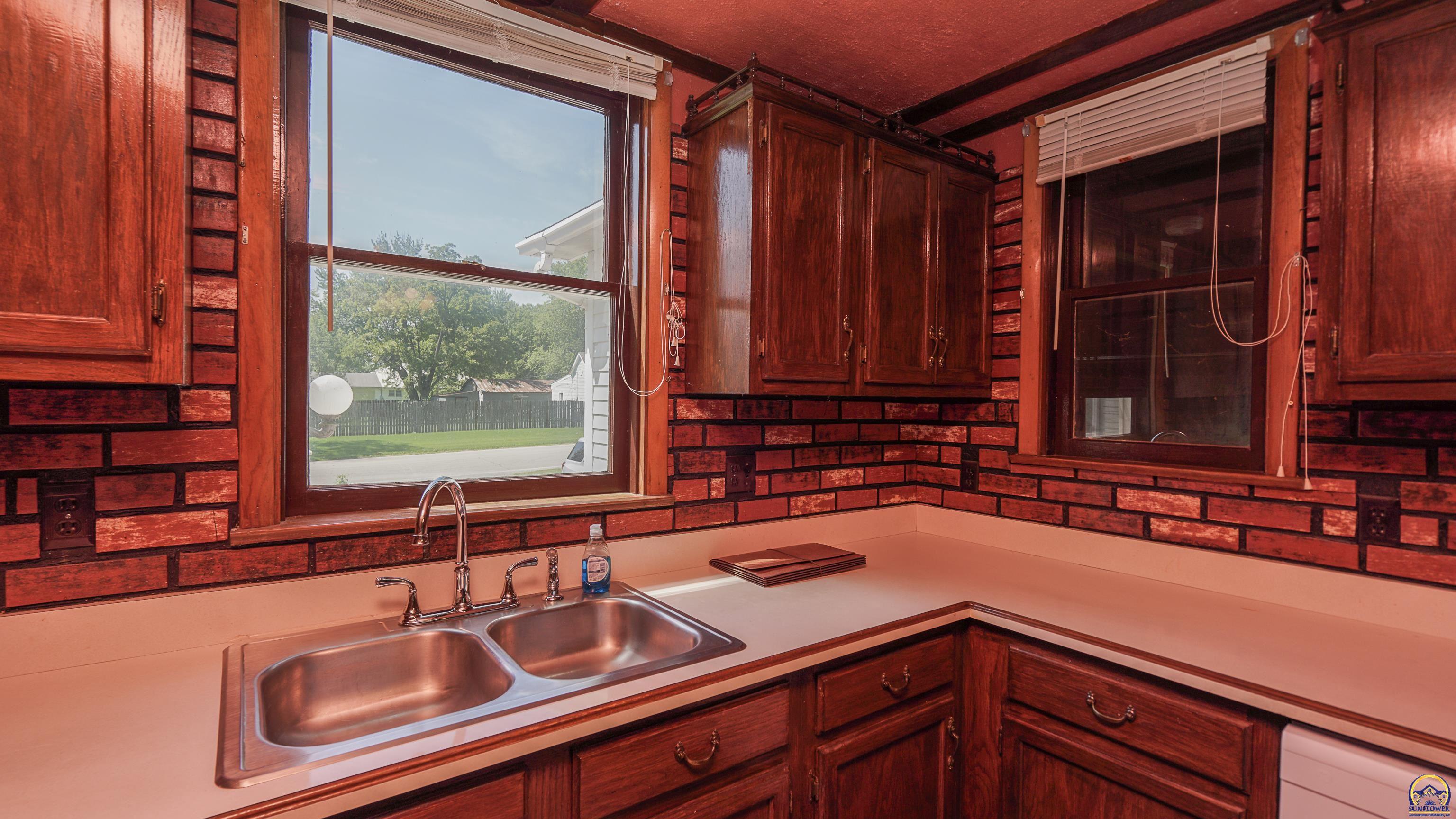 224 Main Street Everest, KS 66424 - Photo 12 of 34