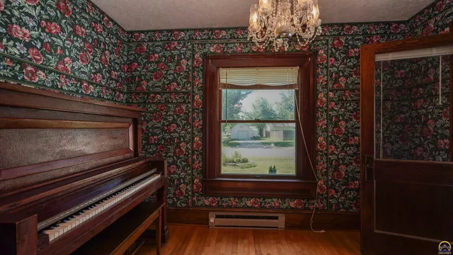 $148,500 | 224 Main Street, Everest, KS 66424