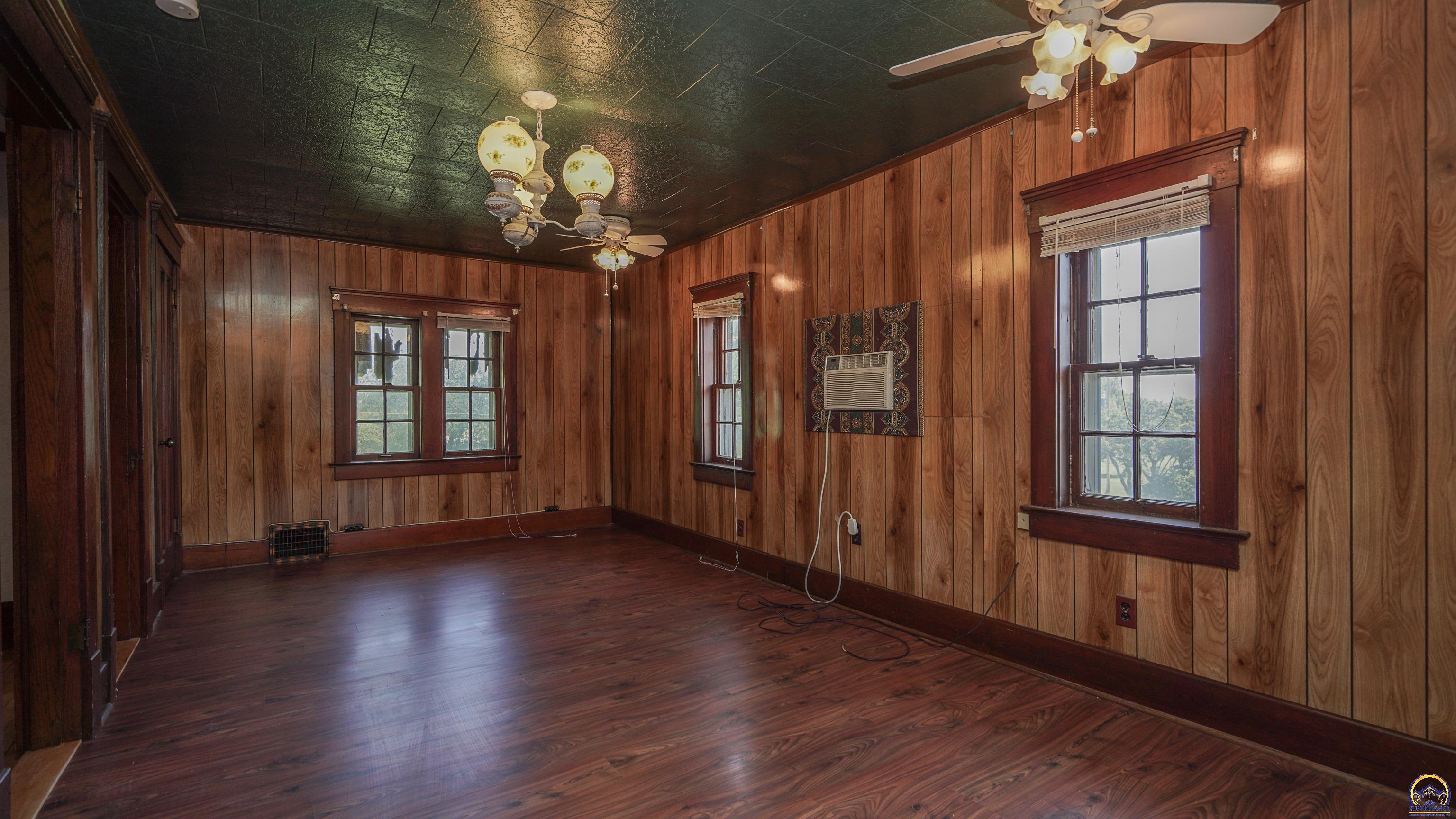 224 Main Street Everest, KS 66424 - Photo 19 of 34