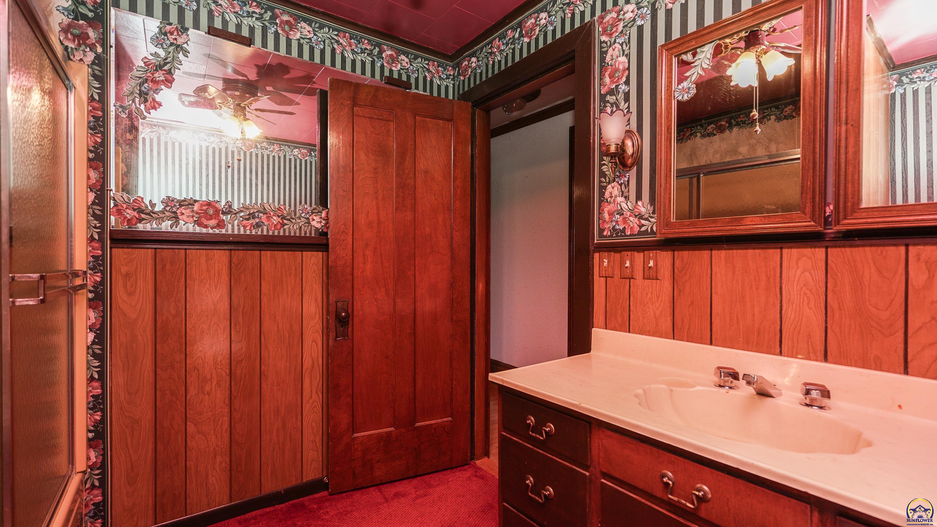 224 Main Street Everest, KS 66424 - Photo 23 of 34