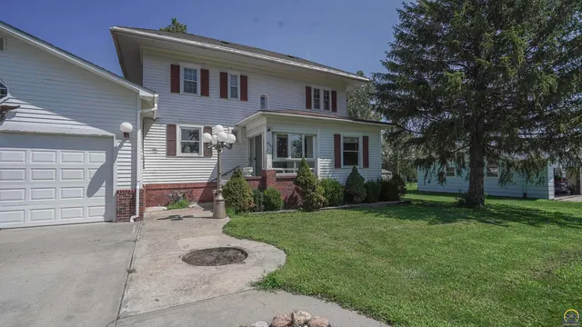 $148,500 | 224 Main Street, Everest, KS 66424